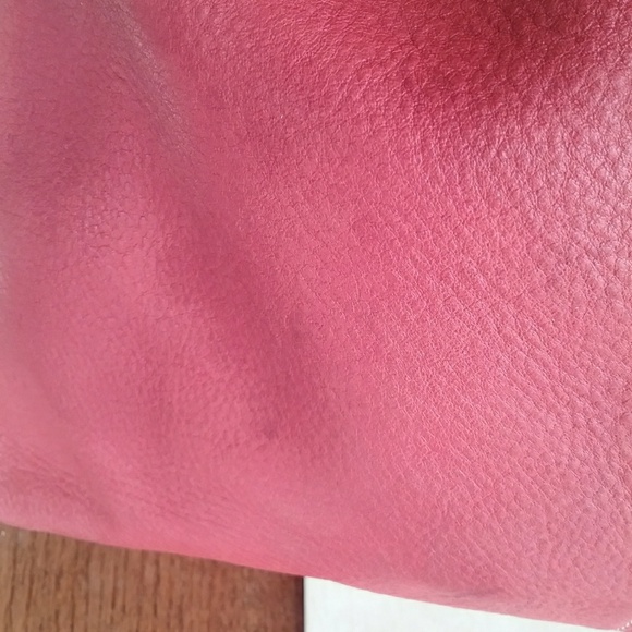 Tignanello Red Leather Shoulder Bag - Picture 3 of 5